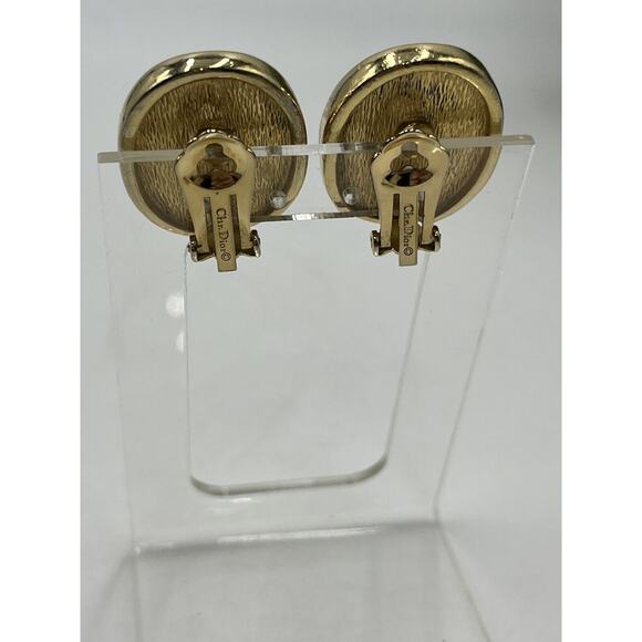 Christian Dior Vintage Gold Tone Oval Clip On Earrings Faux Pearl Cabochon - Picture 10 of 16